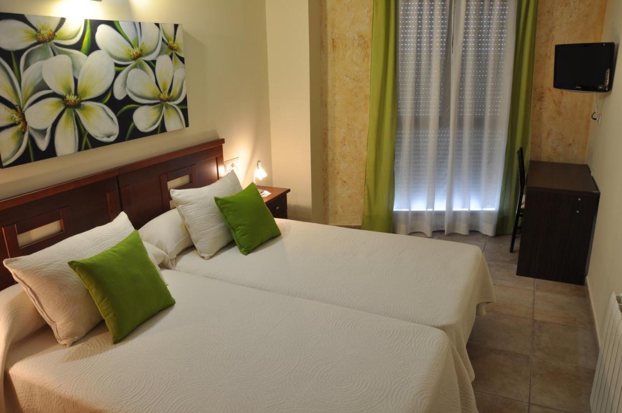 Hostal Rural Летур Экстерьер фото